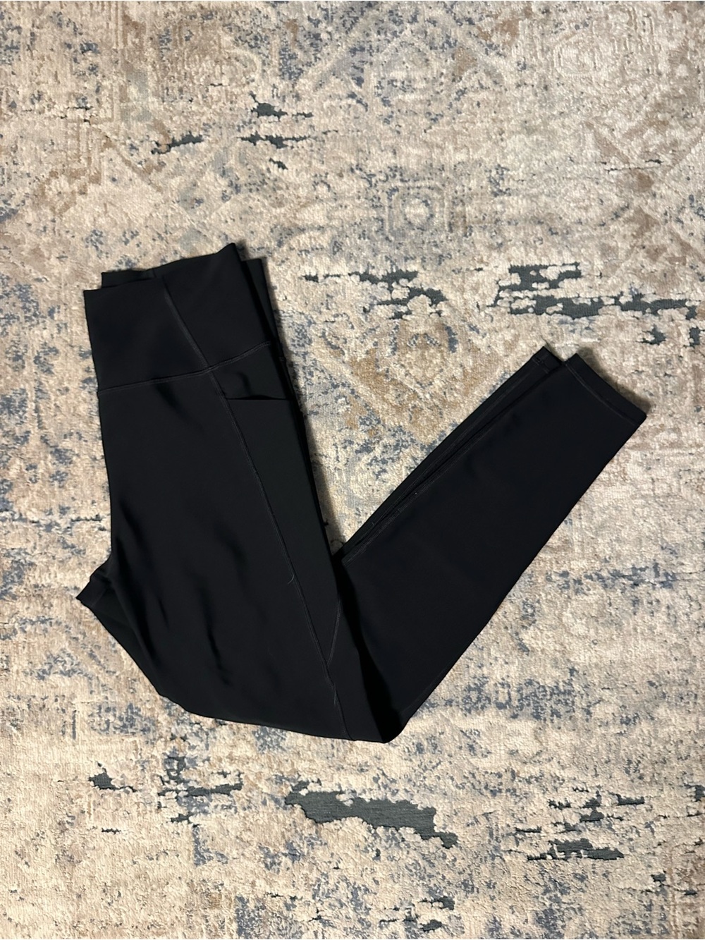 Black High-Waist Workout Leggings with pockets